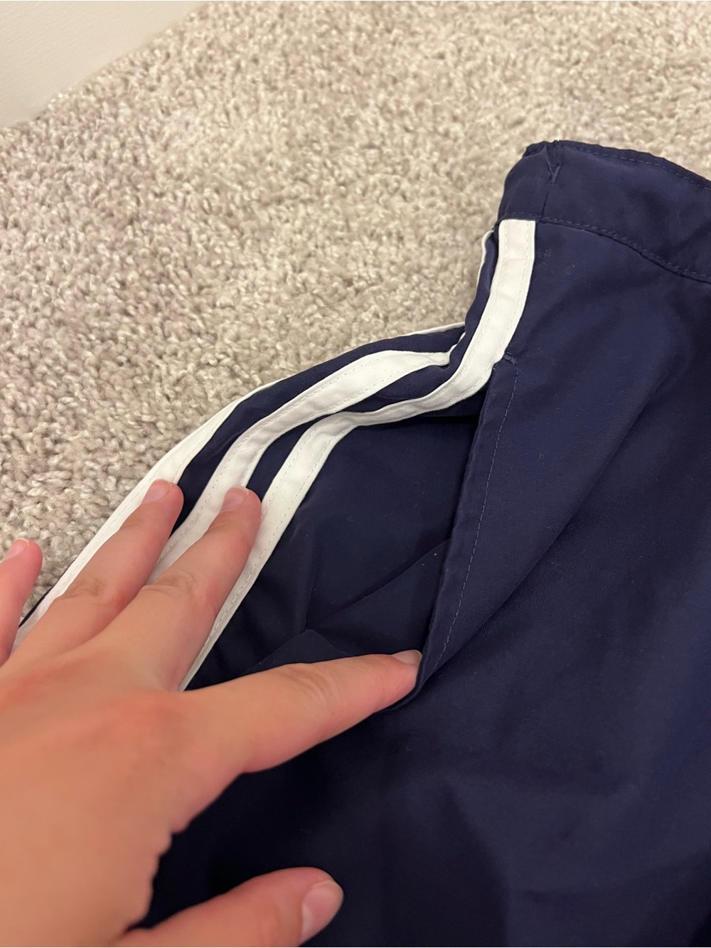 🟣ADIDAS: Women’s size L, vintage purple & white stripe track pants preowned🟣 - Picture 6 of 10